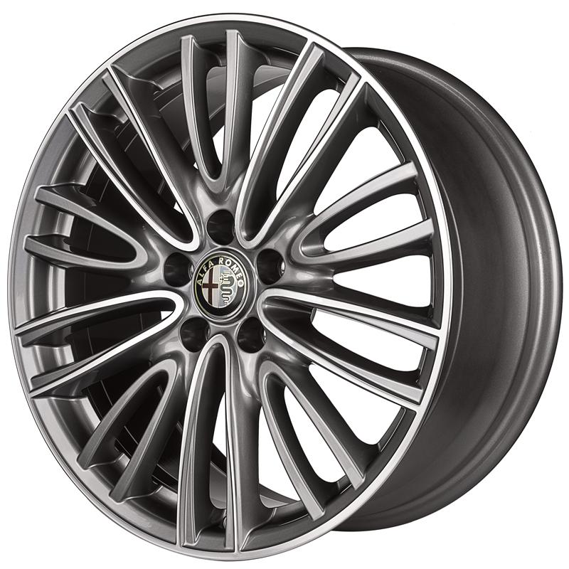 Cerchi in Lega ORIGINALE ALFA ROMEO Giulia Originale Alfa Romeo Silver Polished 5 fori 18\" 8X18 ET33 5x110
